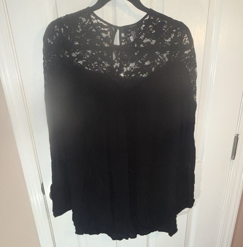 Forever 21 Black Lace Long Sleeve Button Blouse Round Neck Size S